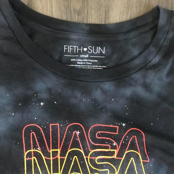 NASA T Shirt - ** 3/$20 ** - Picture 2 of 2